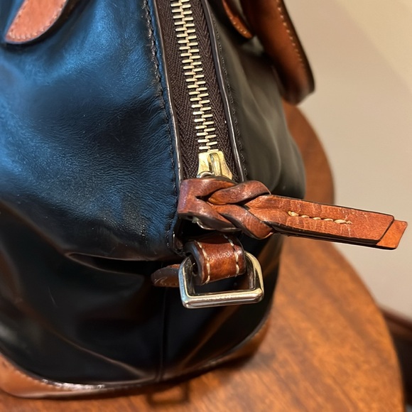 Dooney & Bourke Satchel Smooth leather Black/ brown dome top excellent cond. - Picture 9 of 17